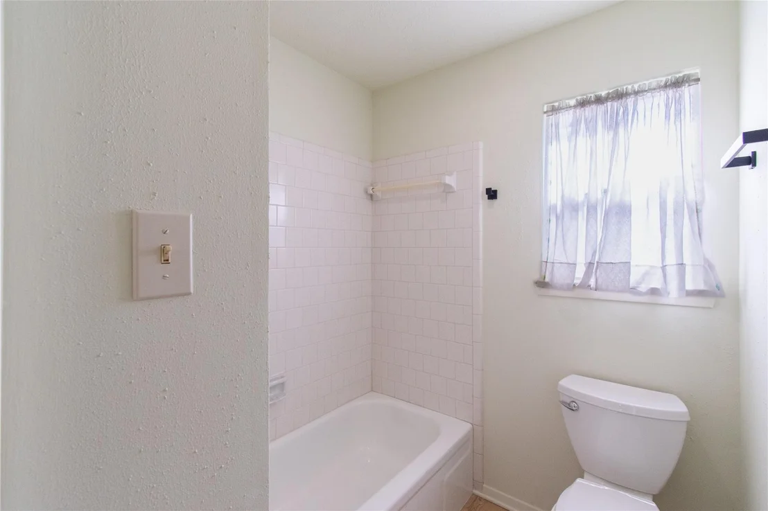 Photo of 462 Capehill Drive