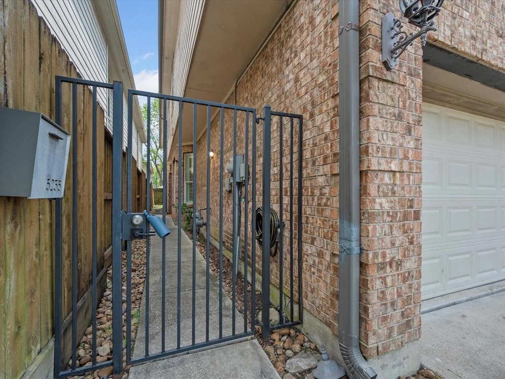Photo of 5235 Inker Street