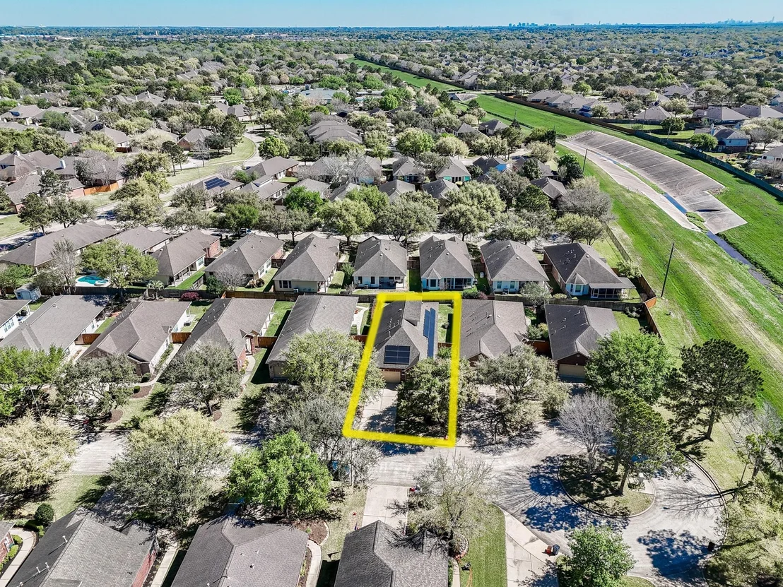Photo of 5227 Sandyfields Lane