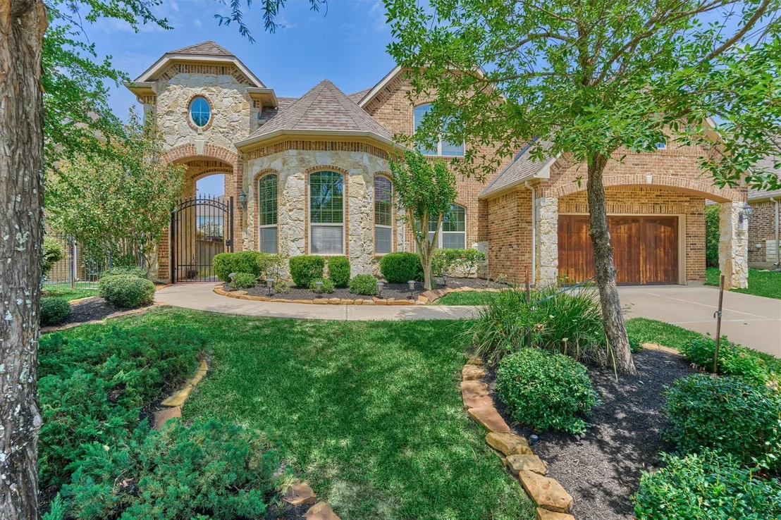 Photo of 6 Devon Dale Drive