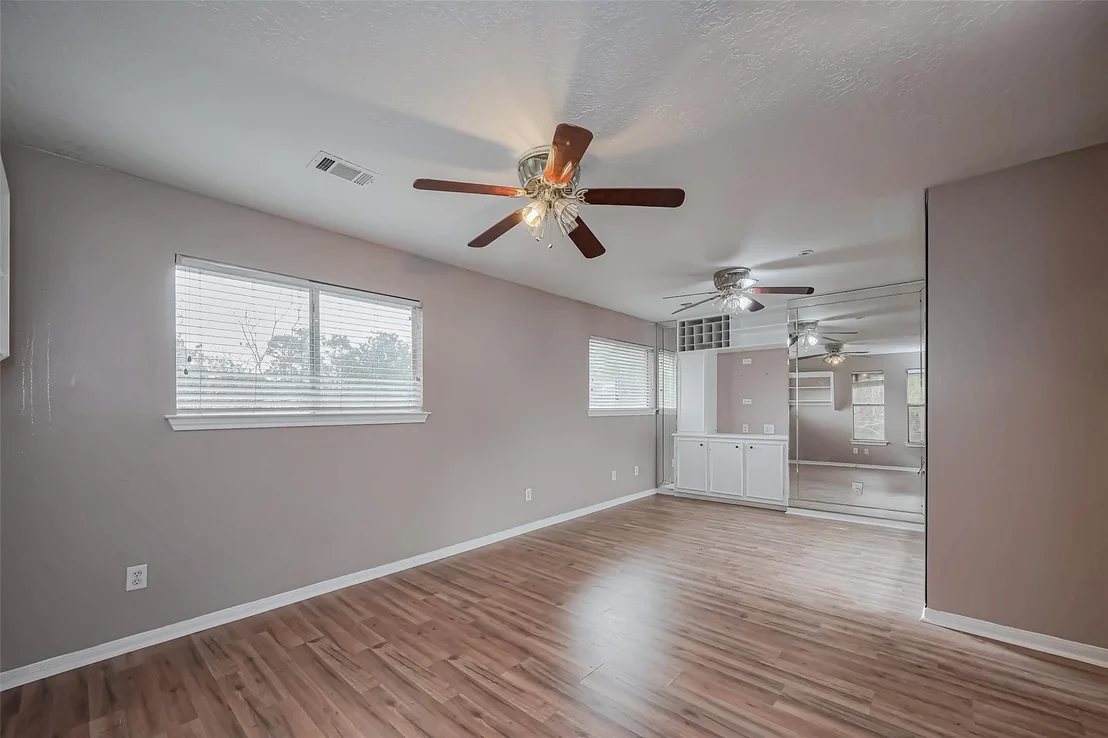 Photo of 4015 Black Locust Drive