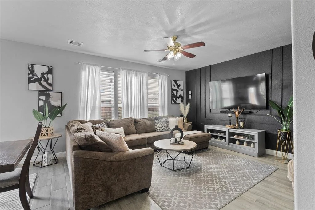 Photo of 16226 Peach Bluff Lane