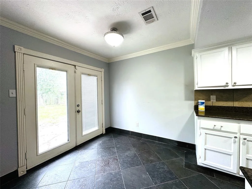 Photo of 15006 Grassington Drive