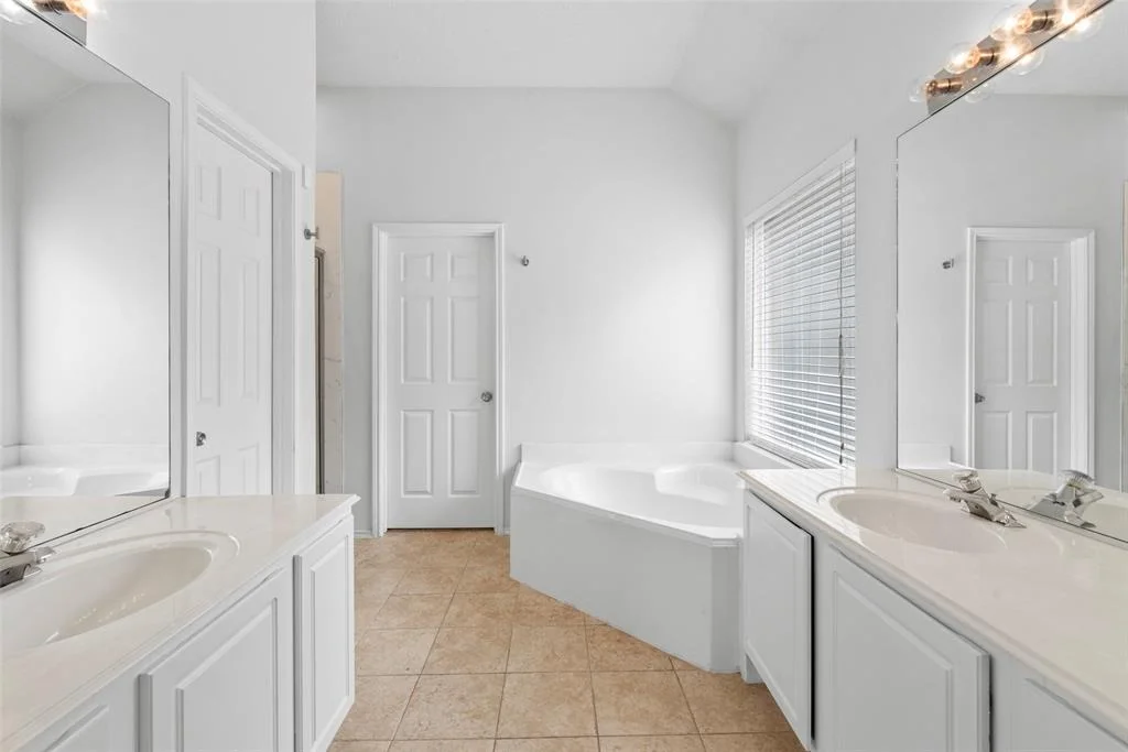 Photo of 11402 Bogan Flats Drive
