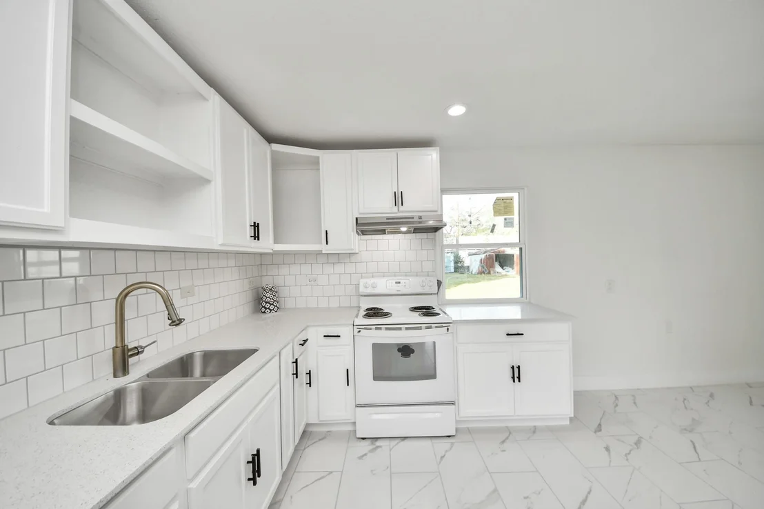 Photo of 2926 Knotty Oaks Trl Trail