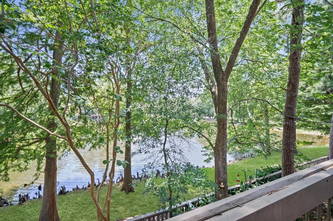 Photo of 13 Lakeridge Drive