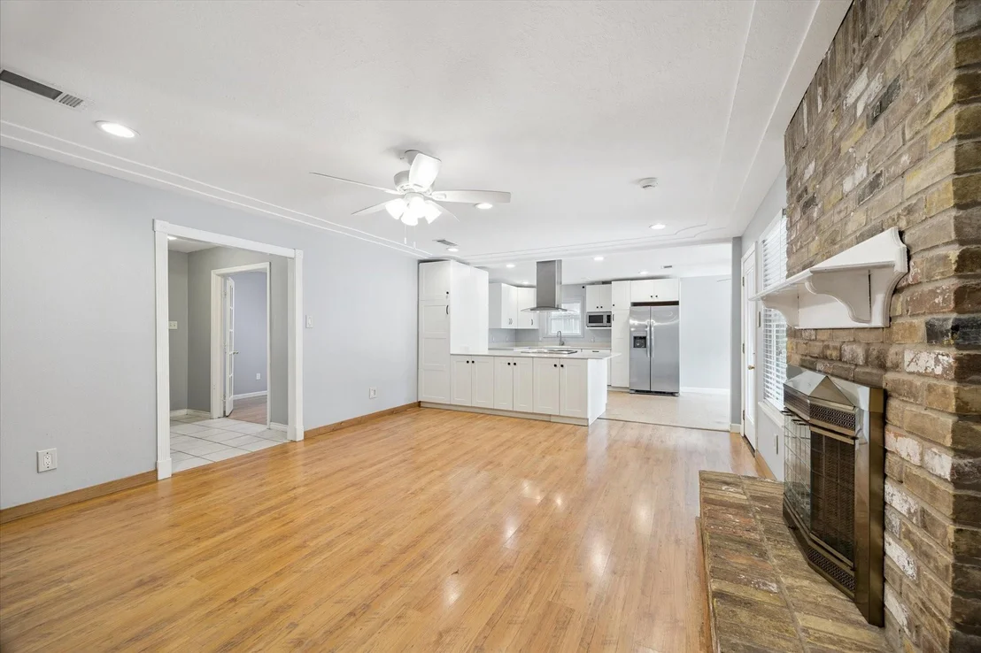 Photo of 2214 Wickburn Drive