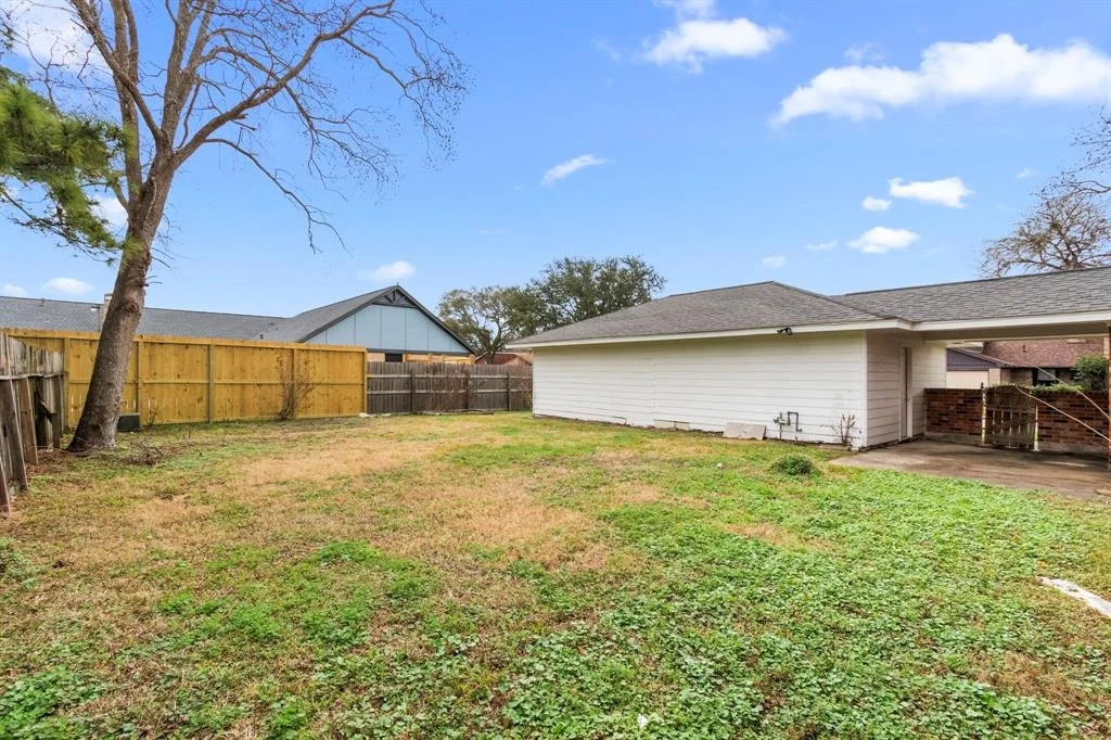 Photo of 600 Pinebrook Lane