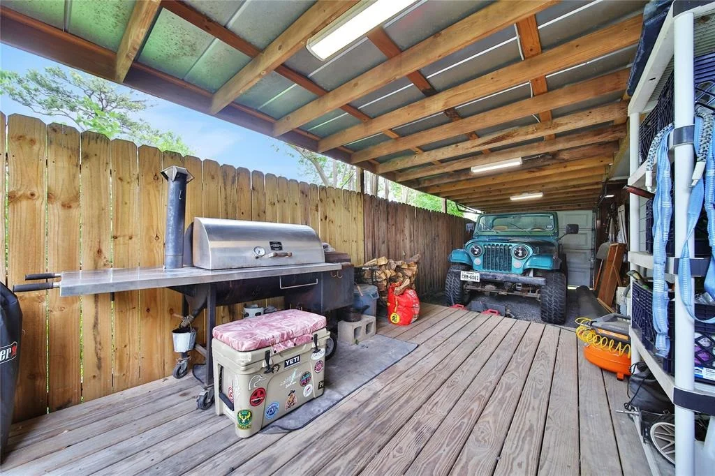 Photo of 2002 Libbey Drive
