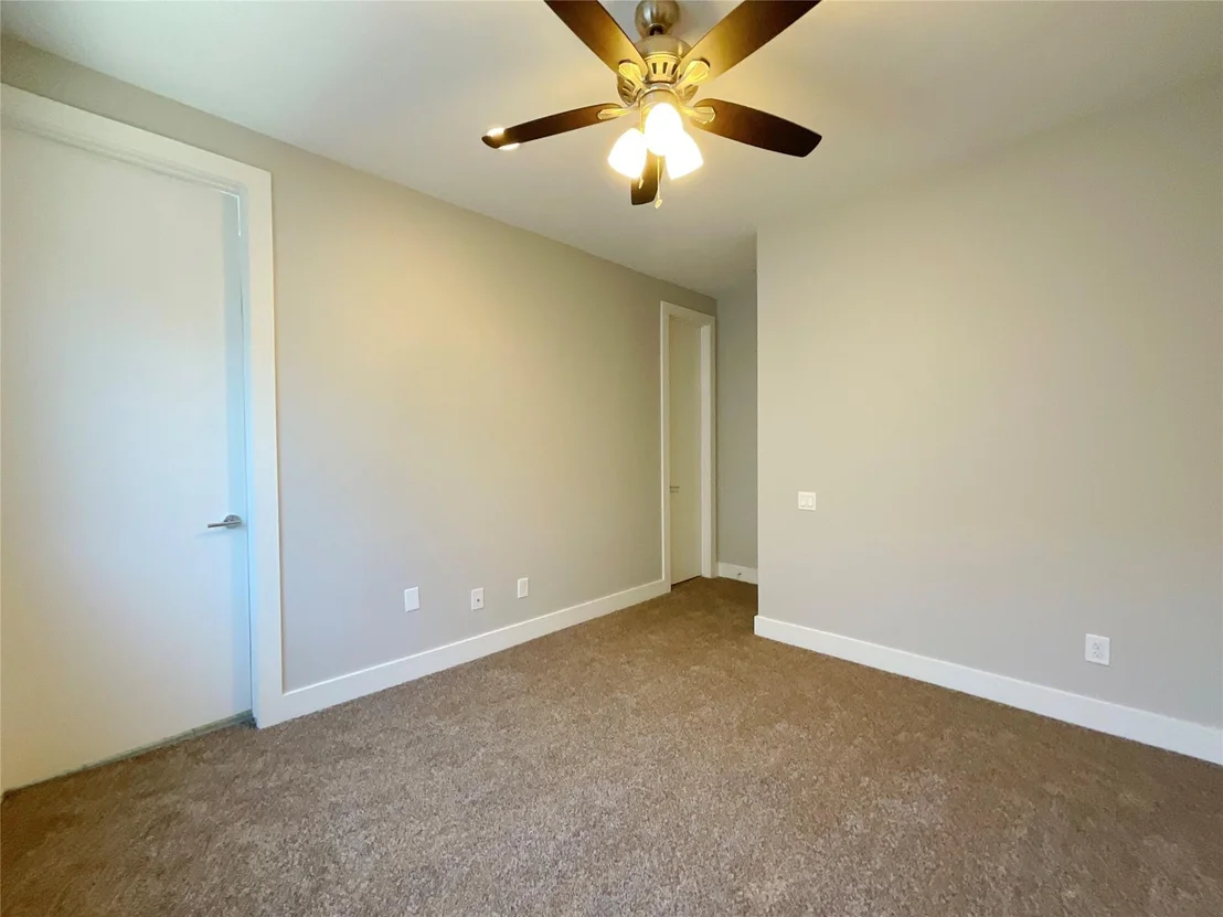 Photo of 2364 Commerce Street