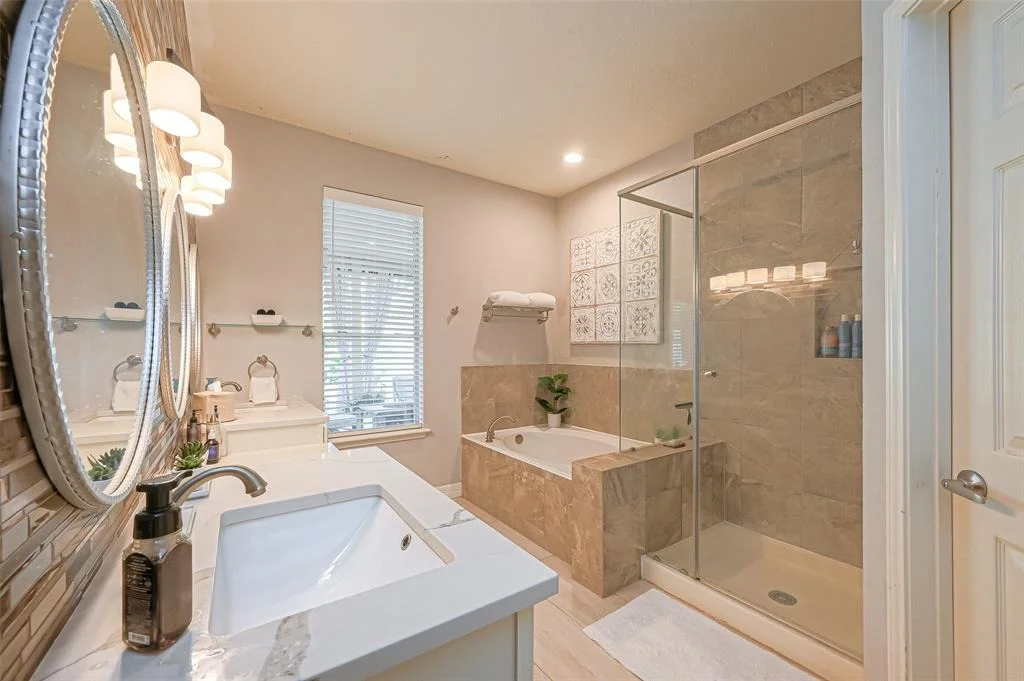 Photo of 14507 Huntmont Drive