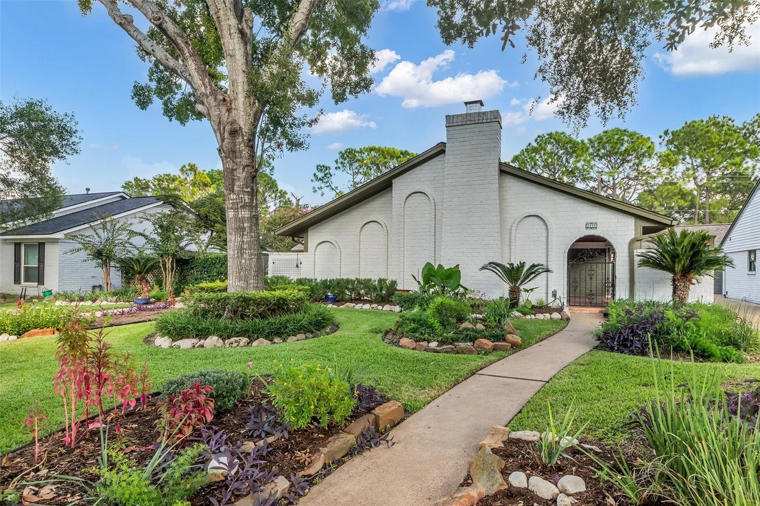 Photo of 2826 Stetson Lane