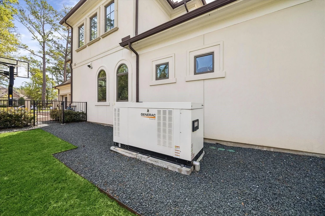 Photo of 107 Willowend Drive