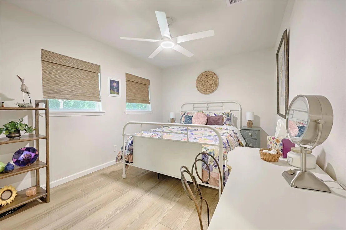 Photo of 207 Hickory Drive