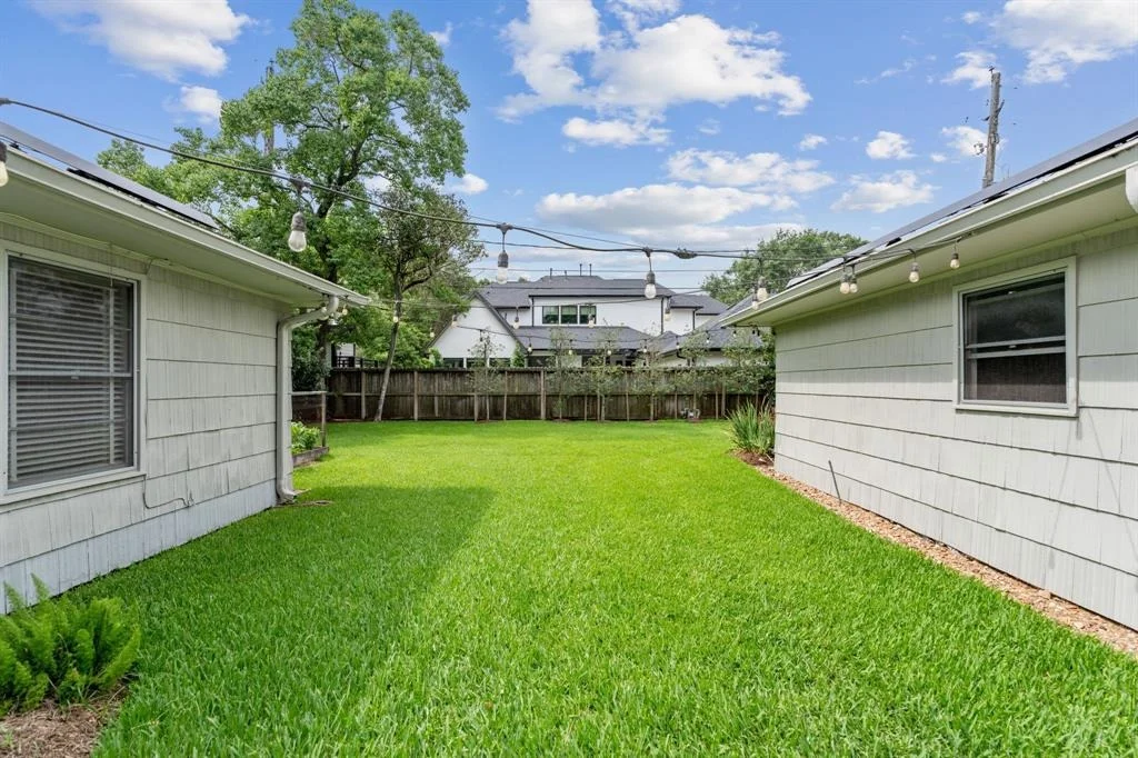 Photo of 5627 Del Monte Drive