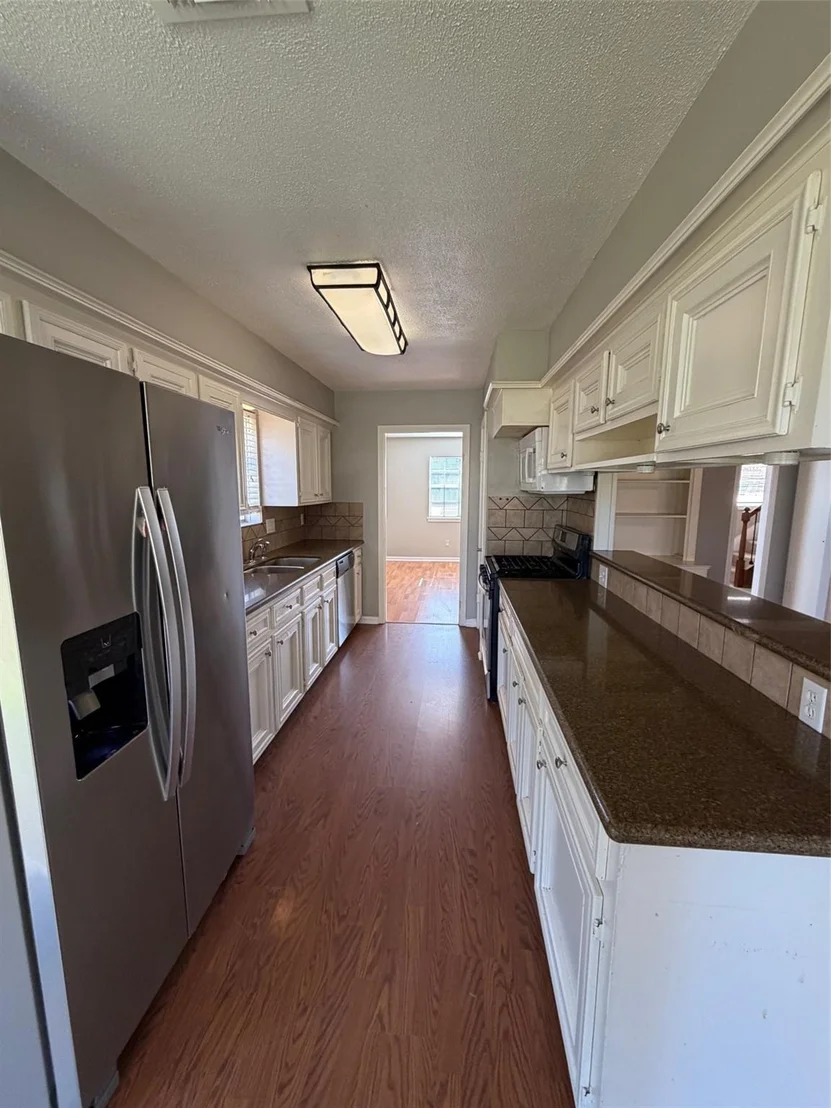 Photo of 21406 Park Royale