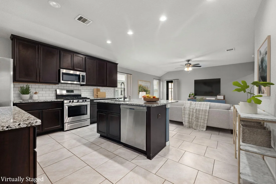 Photo of 614 Harvest Bluff Drive
