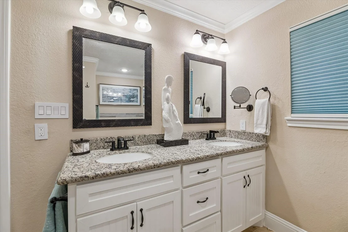 Photo of 5402 Valkeith Drive