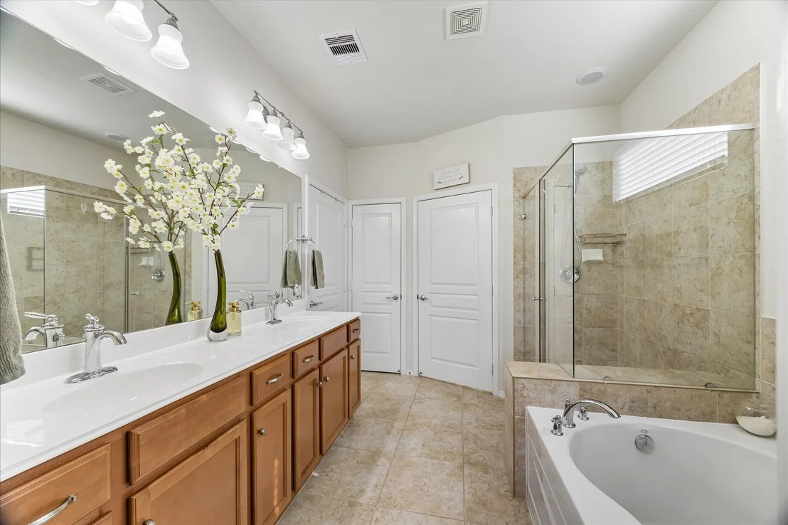 Photo of 1002 Cleistes Lane