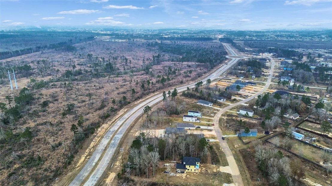 Photo of 715 Road 5203