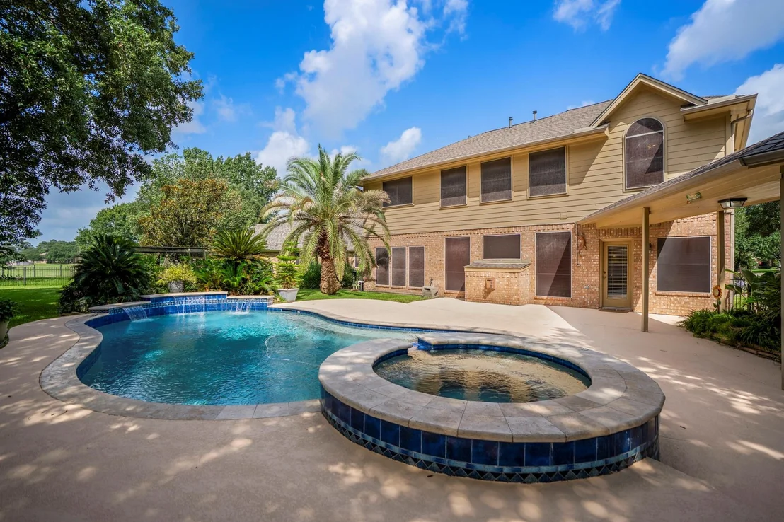 Photo of 5807 Sequoia Trace Court