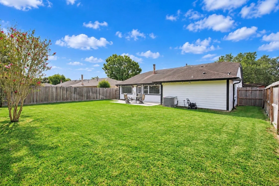 Photo of 2419 Broken Elm Drive