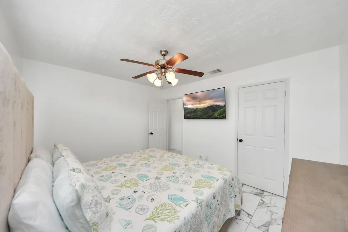Photo of 7642 Pheasant Run Lane