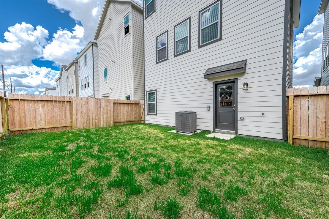 Photo of 14922 Eagle Feather Drive