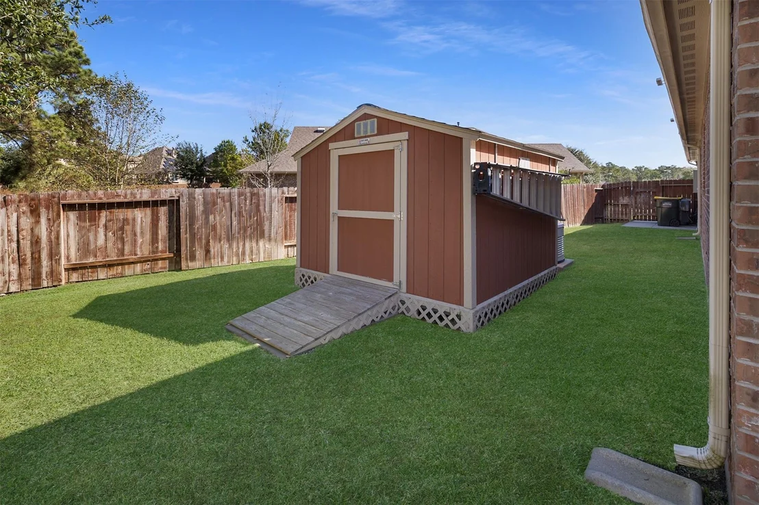 Photo of 16502 Coconut Palm Lane