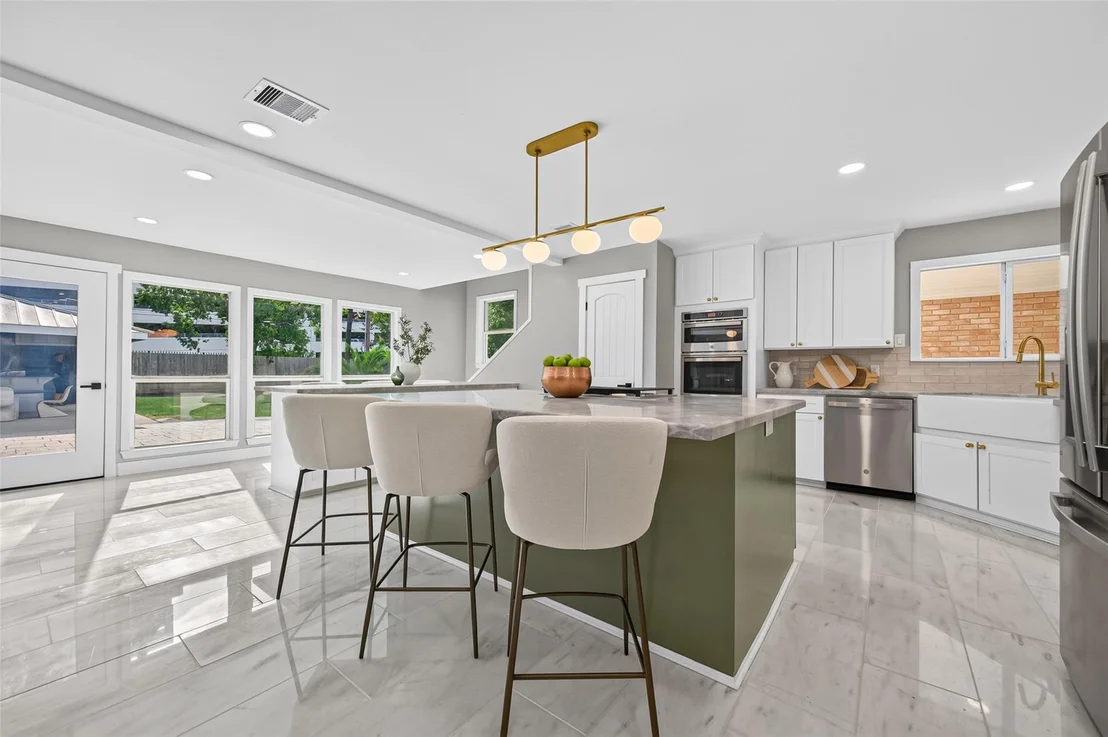 Photo of 1202 Briar Bayou Drive