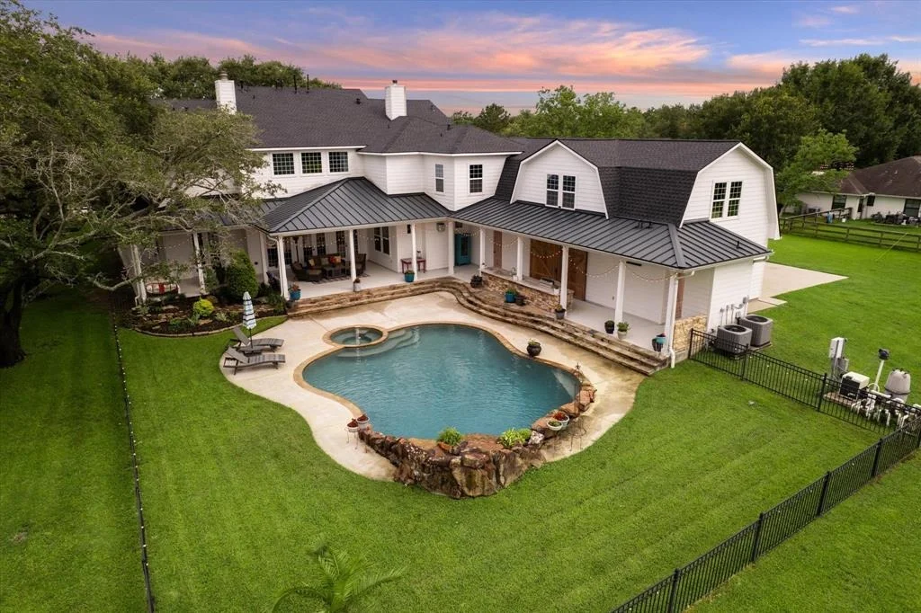 Photo of 1508 Falling Leaf Drive