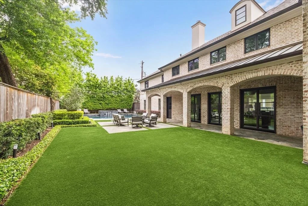 Photo of 4010 Overbrook Lane