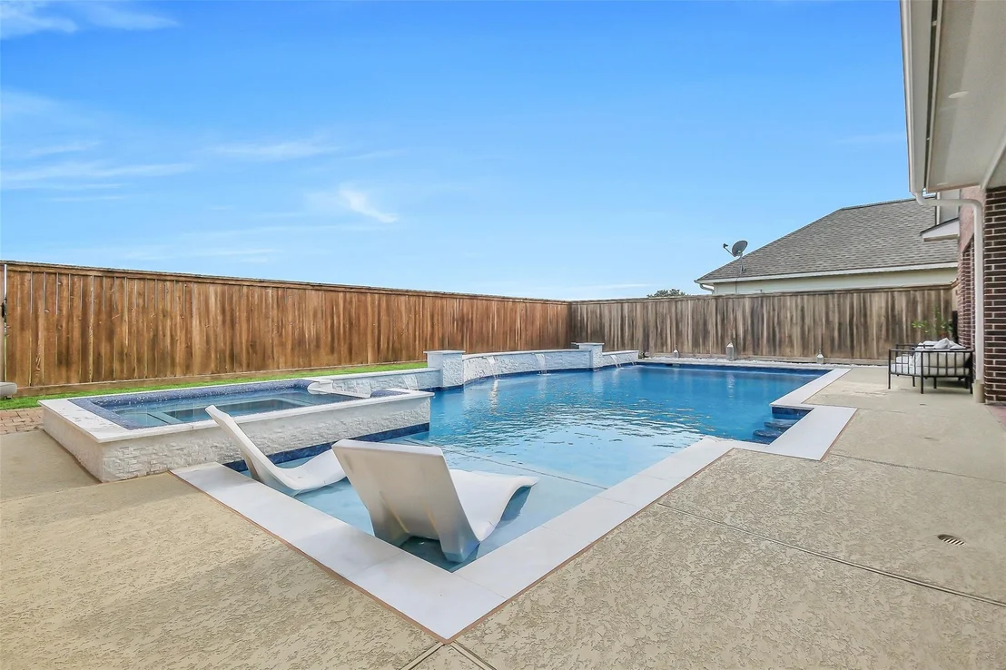 Photo of 1817 Mesa Verde Drive