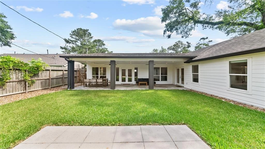 Photo of 5939 Bankside Drive