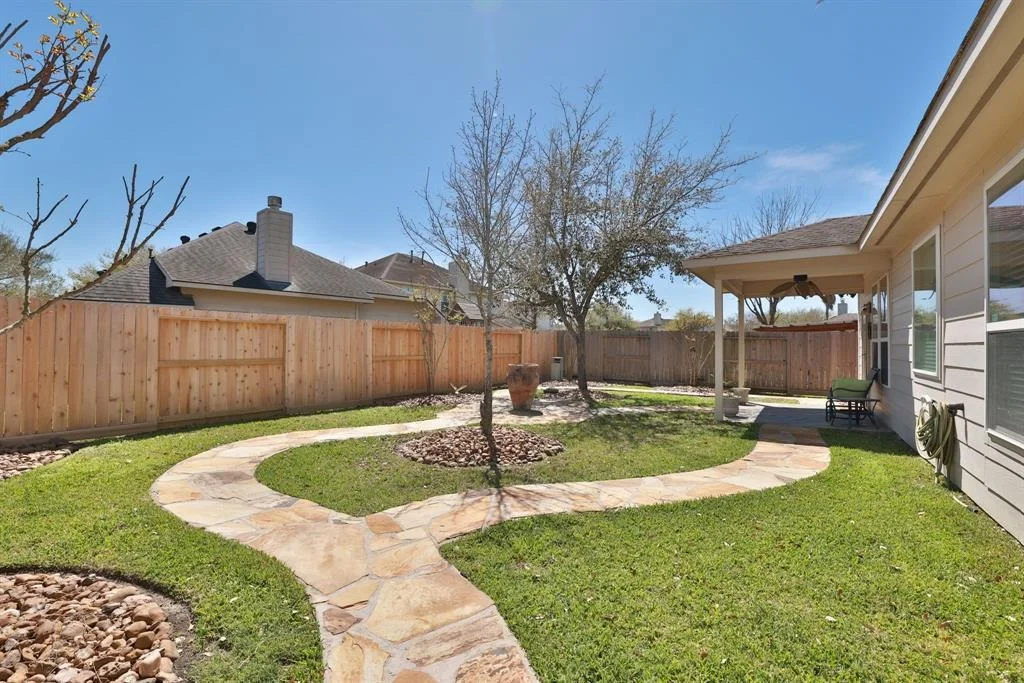 Photo of 9331 Edgeloch Drive