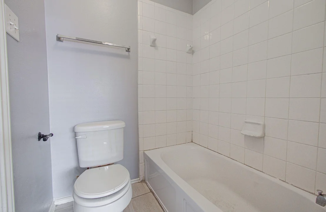 Photo of 13915 Fort Nelson Drive