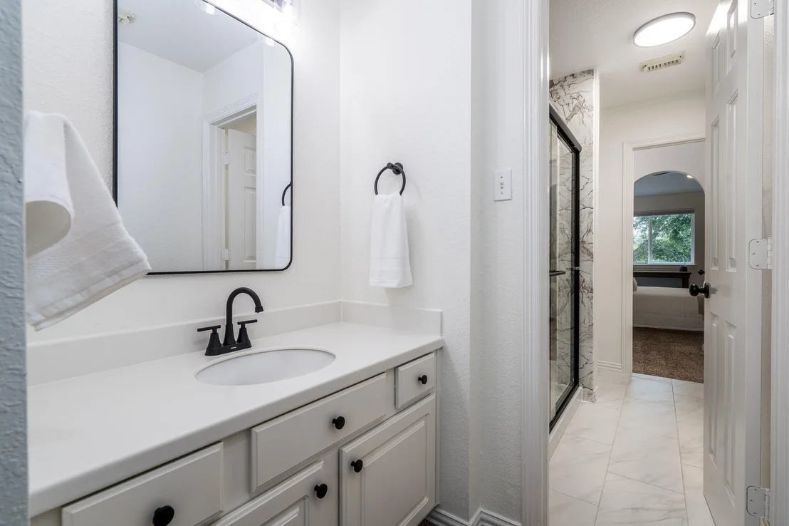 Photo of 15903 Lake Loop Drive