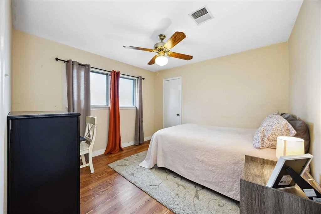 Photo of 6107 Brown Bark Drive