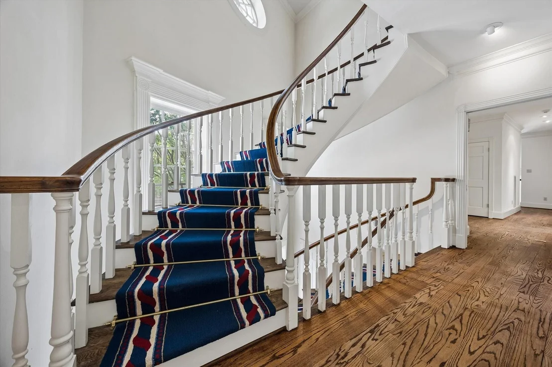 Photo of 1 Pine Briar Circle
