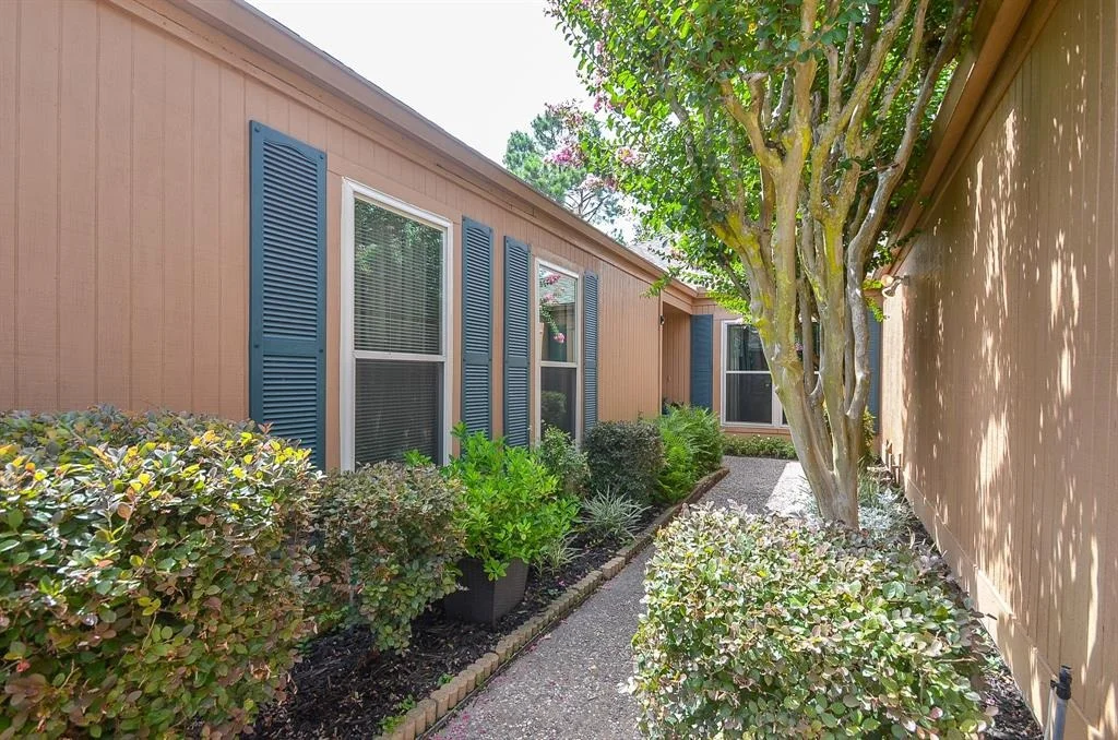 Photo of 4050 Heathersage Drive