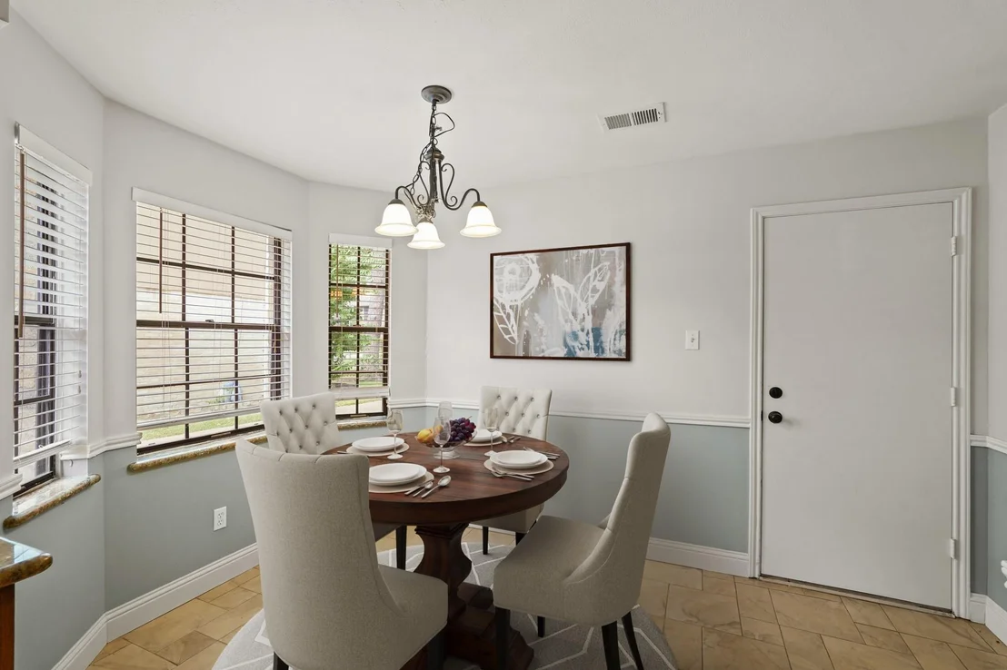 Photo of 12419 Millvan Drive