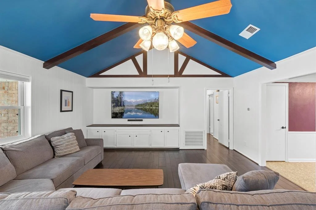 Photo of 5918 Donwhite Lane