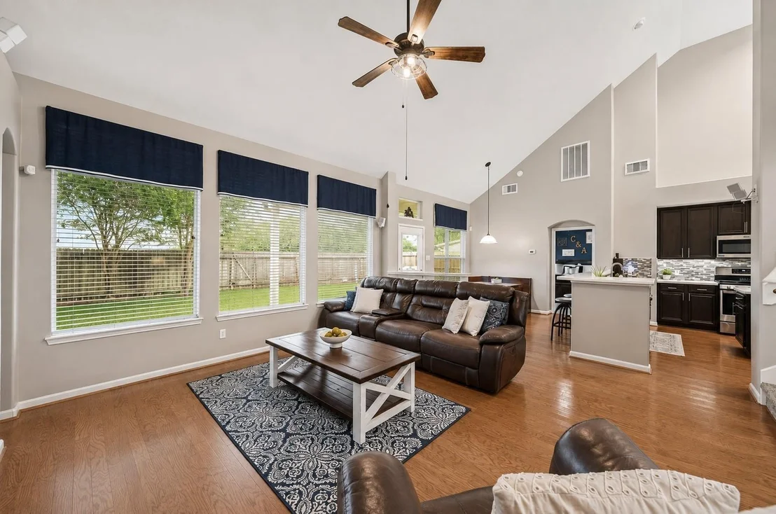 Photo of 4026 Chestnut Bend