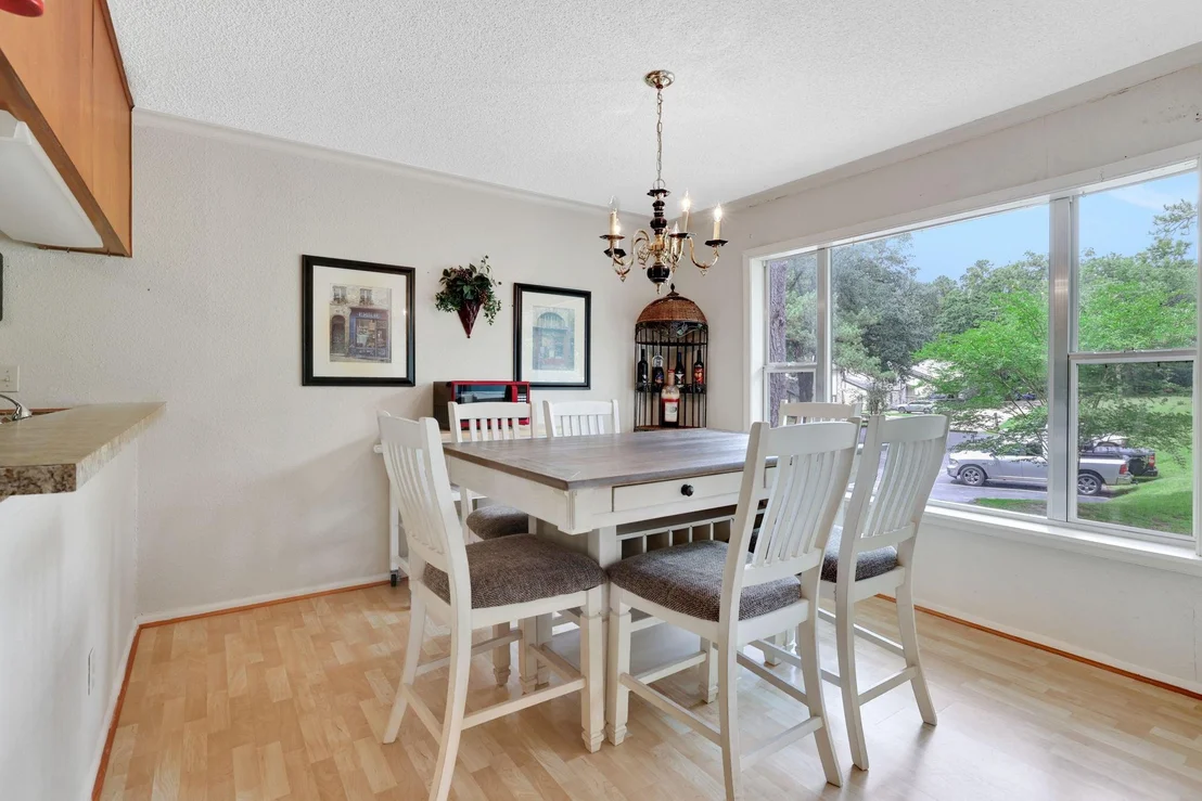 Photo of 142 Villa Way