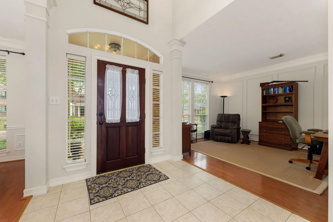 Photo of 2010 Briarchester Drive