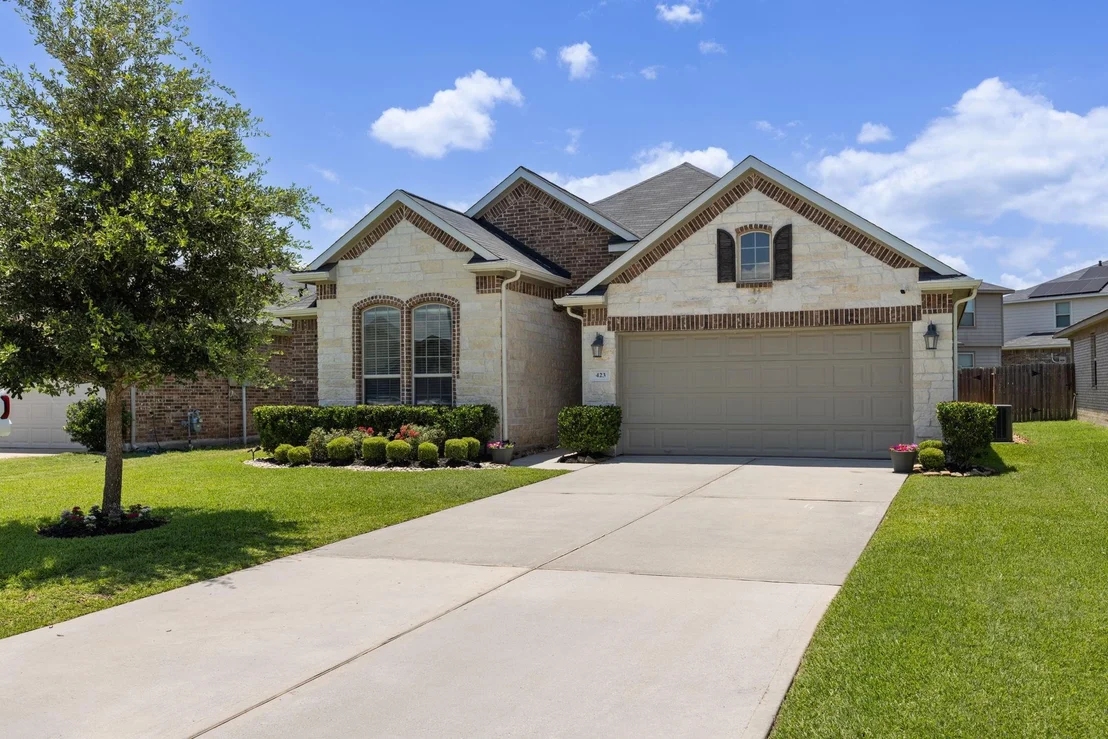 Photo of 423 Terra Vista Circle