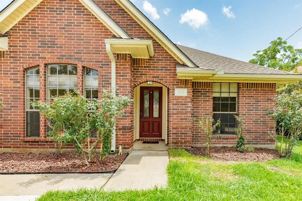 Photo of 21 Alexander Court