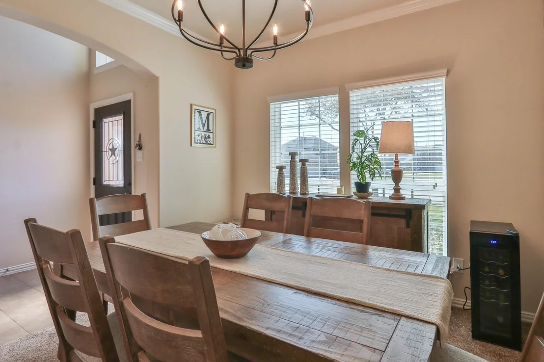 Photo of 802 Brushfield Court