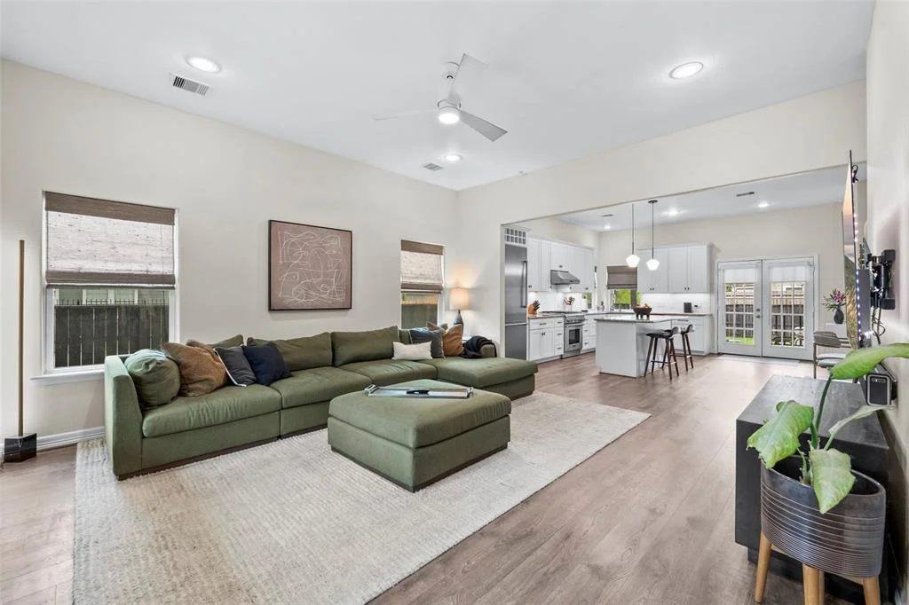 Photo of 1012 Archer Street