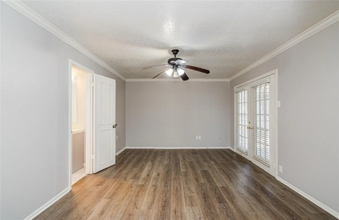 Photo of 9430 Claridge Drive
